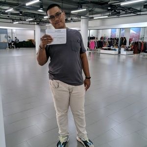 Meet your Posher, Peerasri